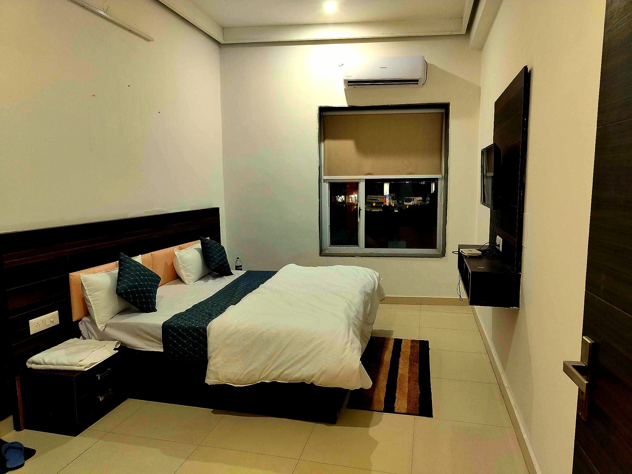 Premium Room Main