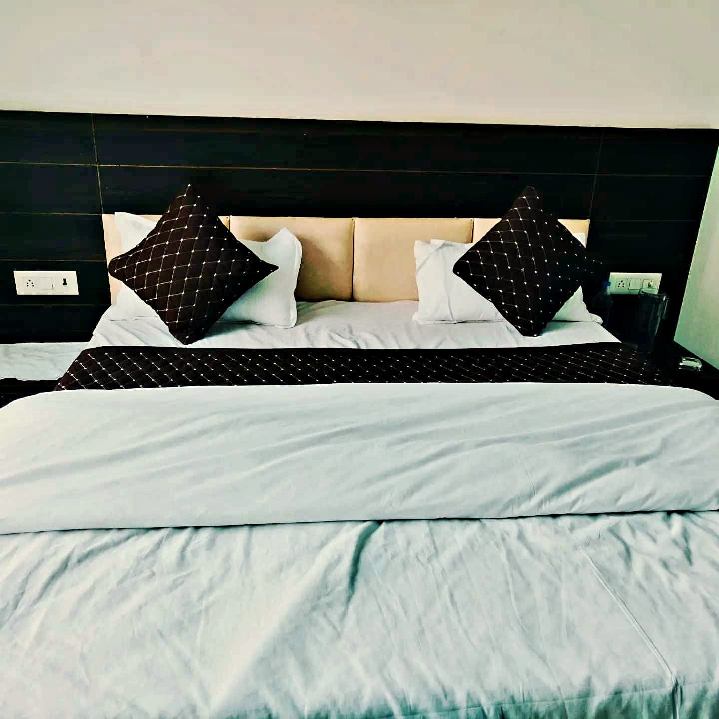 Premium Room Detail 1